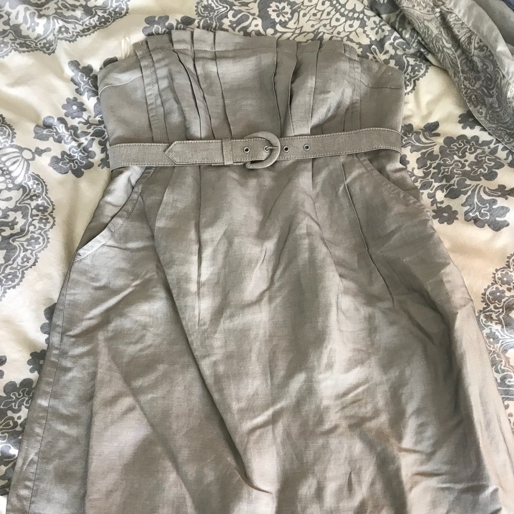 Strapless linen dress.